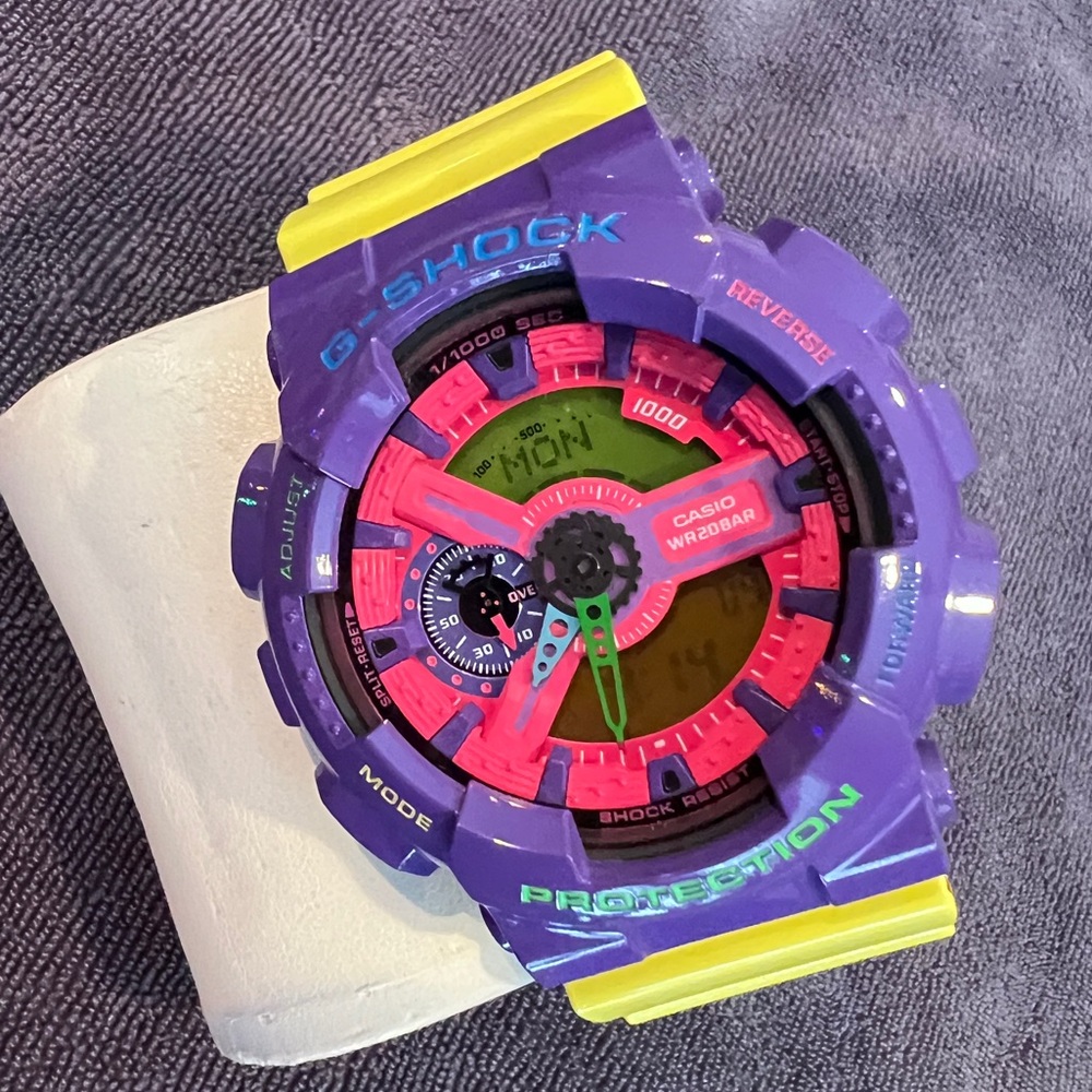 CASIO G-SHOCK HYPER COLORS W/GEM SET CAGE Analog & Digital Watch GA-110HC-6A